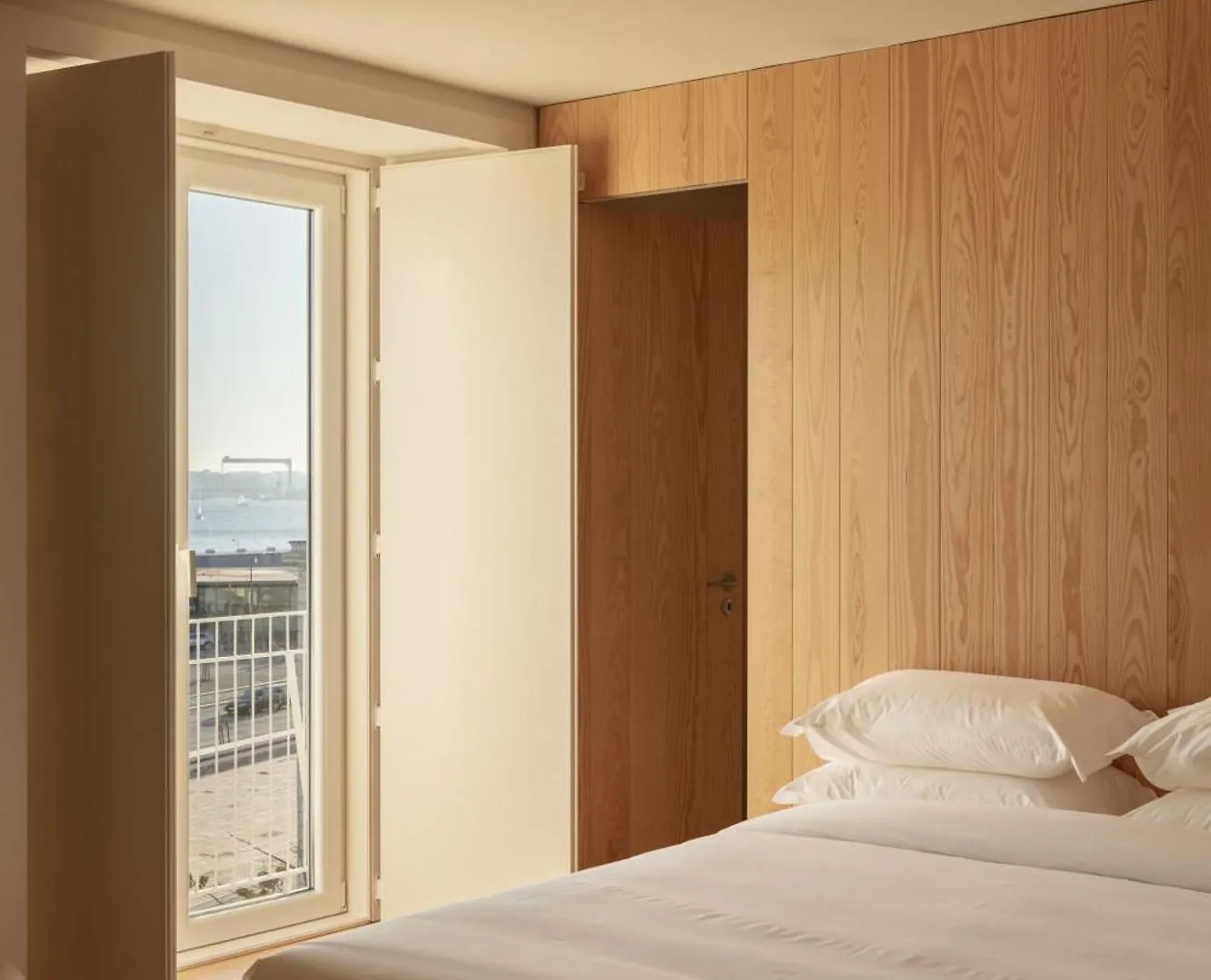 Lioz Lisboa Aparthotel 4*,